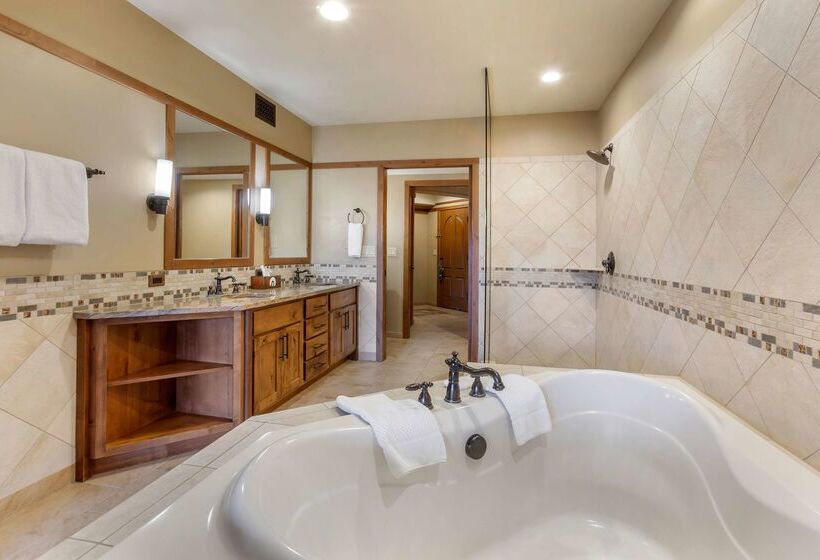 استراحتگاه Hilton Vacation Club Sedona Summit