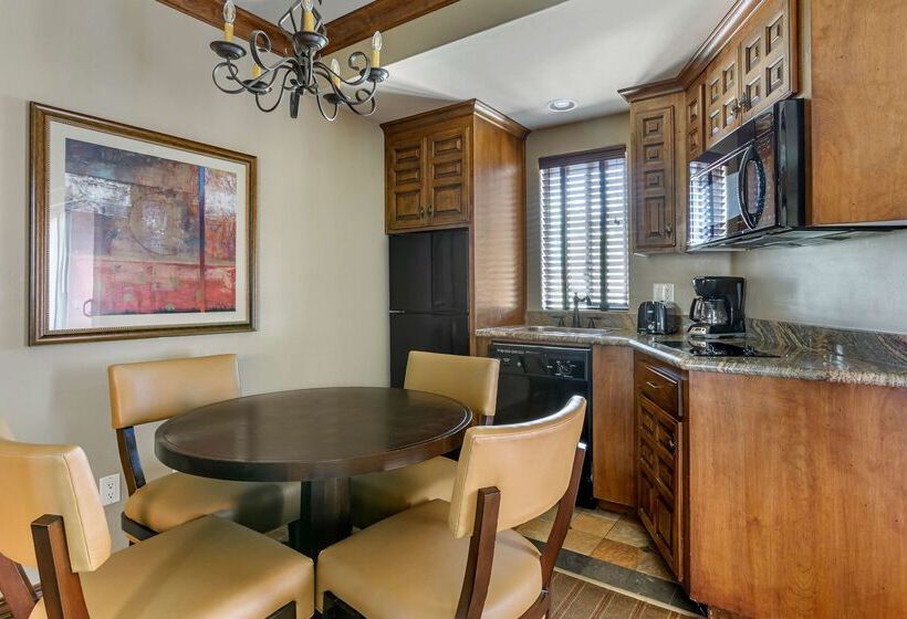 استراحتگاه Hilton Vacation Club Sedona Summit