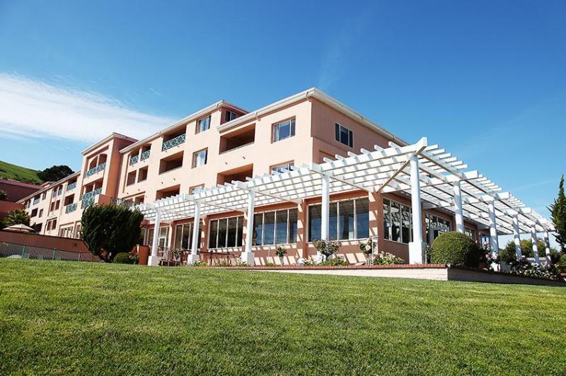 אתר נופש San Luis Bay Inn