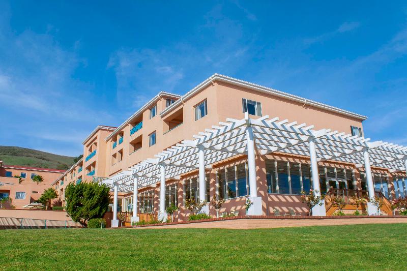 אתר נופש San Luis Bay Inn