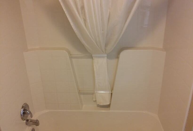 Royal Victorian Motel