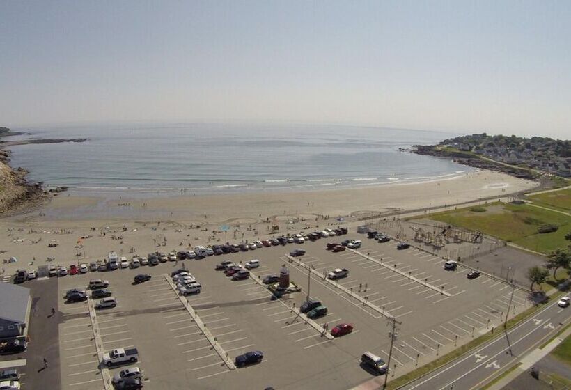 Sands By The Sea Motel