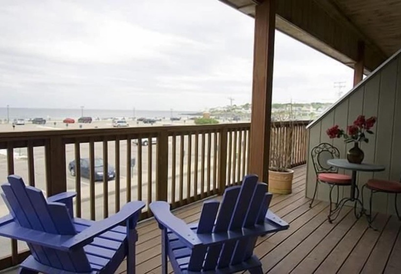 Sands By The Sea Motel