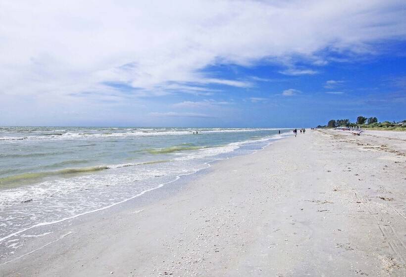 Sanibel Arms West Condominiums
