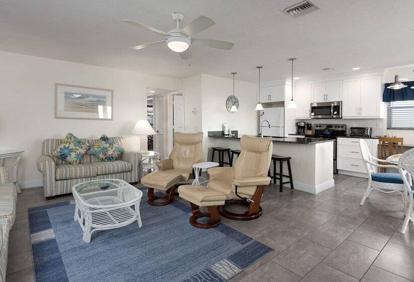 Sanibel Arms West Condominiums