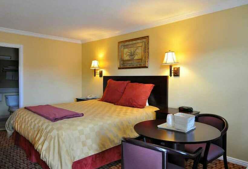 Santa Clarita Motel   Near Six Flags Magic Mountain   Valencia