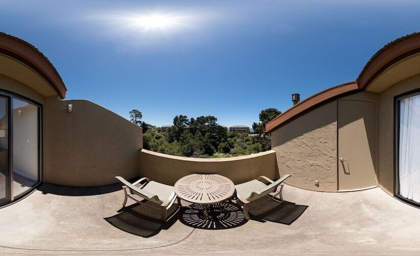 Seascape Beach Resort