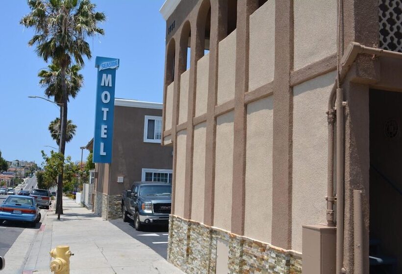 Seaside Motel