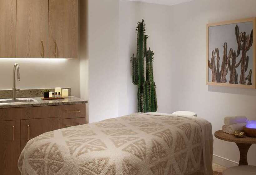 The Scottsdale Resort & Spa, Curio Collection By Hilton