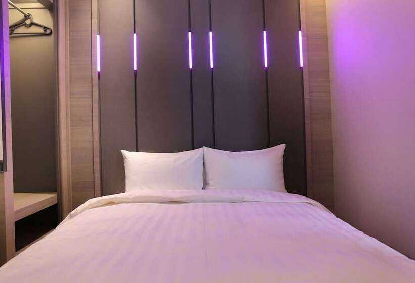 Общежитие Kiwi Share Hotel Zhongli