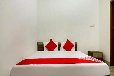 هتل Oyo 67609  Taj