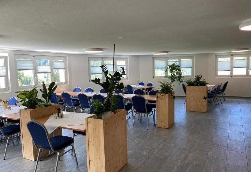 הוסטל Gasthaus Edelweiss