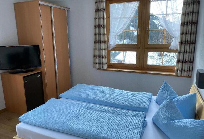 Общежитие Gasthaus Edelweiss