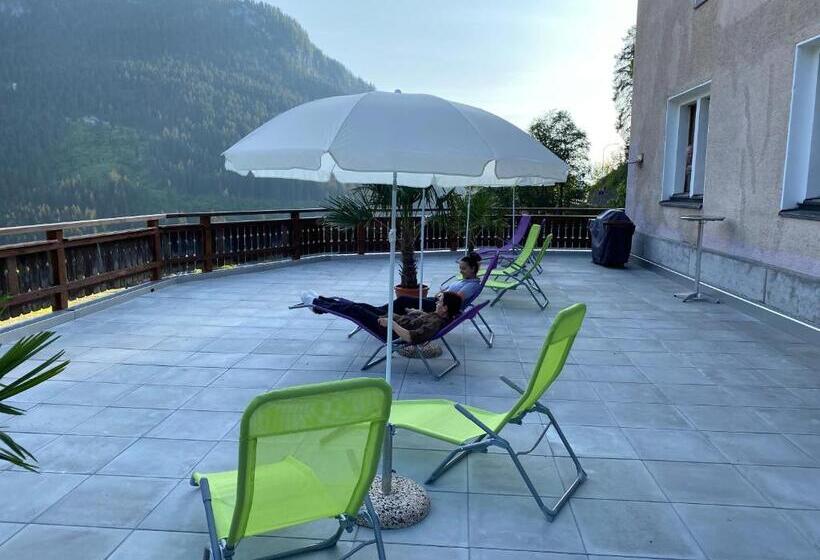 הוסטל Gasthaus Edelweiss