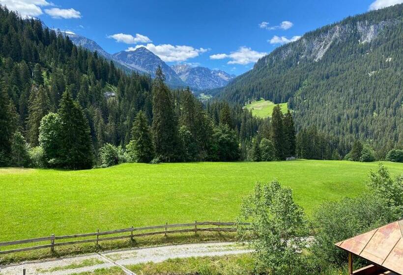 Общежитие Gasthaus Edelweiss