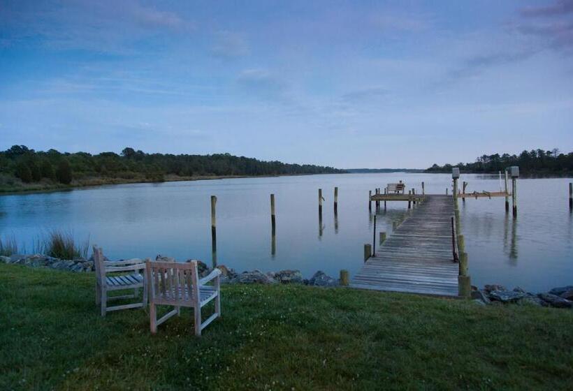 住宿加早餐  Inn At Warner Hall