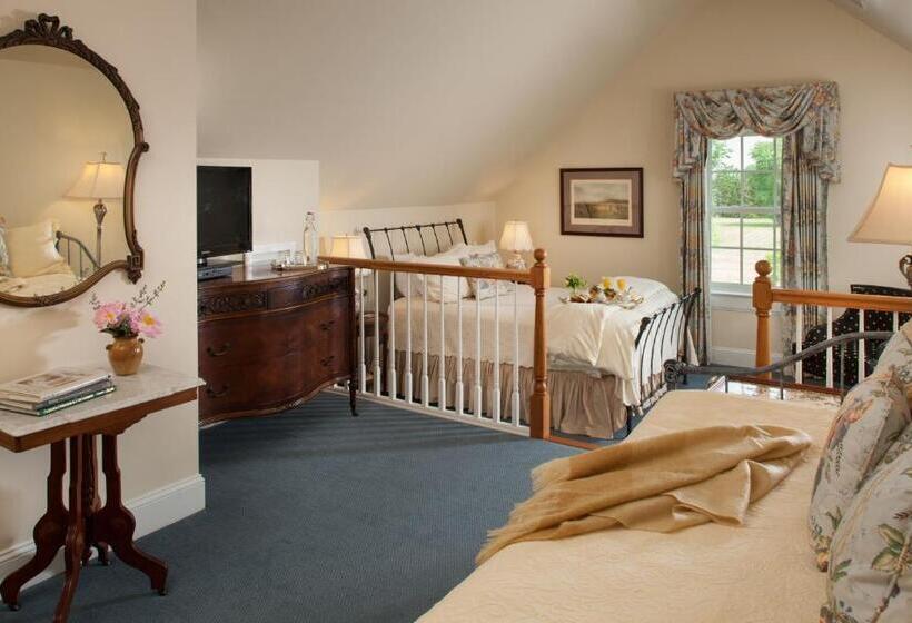 ベッドアンドブレックファースト Inn At Warner Hall