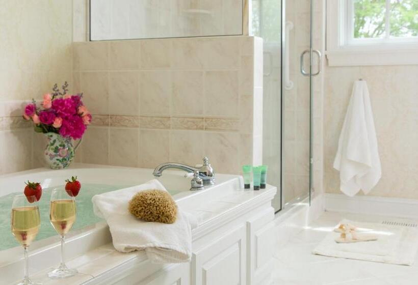 ベッドアンドブレックファースト Inn At Warner Hall