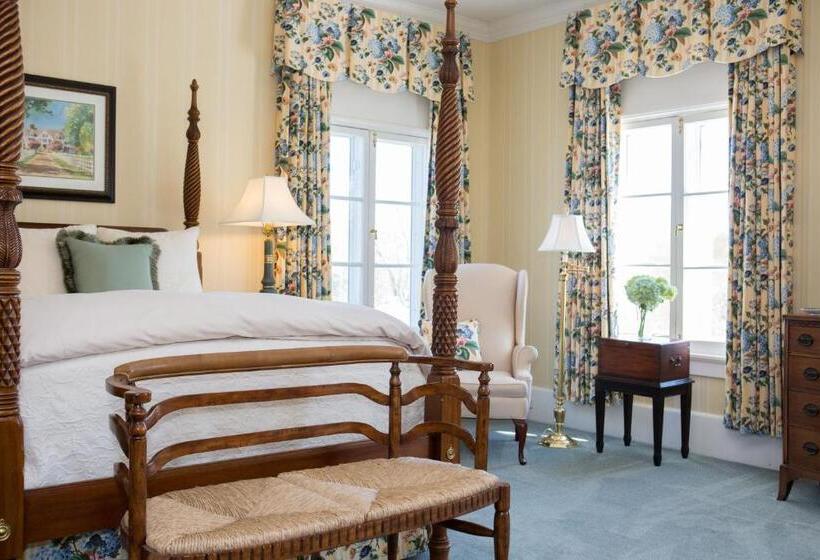 ベッドアンドブレックファースト Inn At Warner Hall