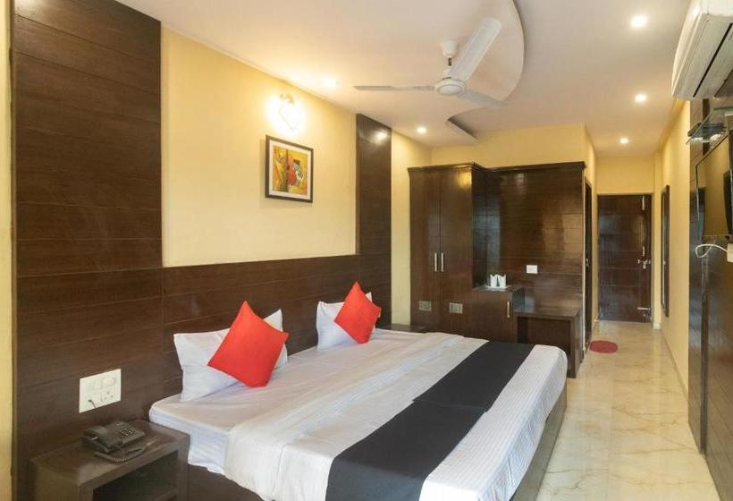 Hotel Capital O 63921 Rudraksh