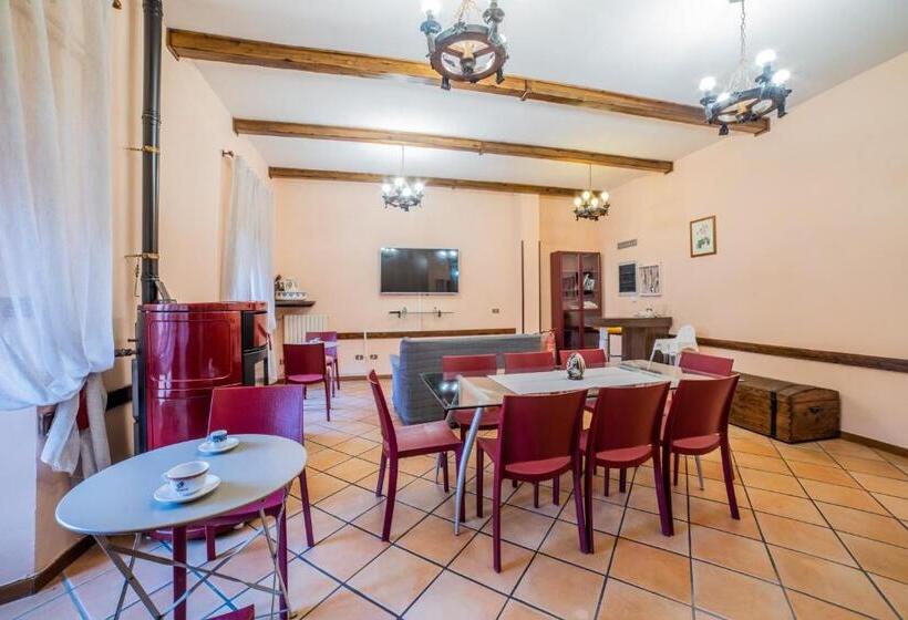 فندق Dimora Fresilia Casa Vacanze
