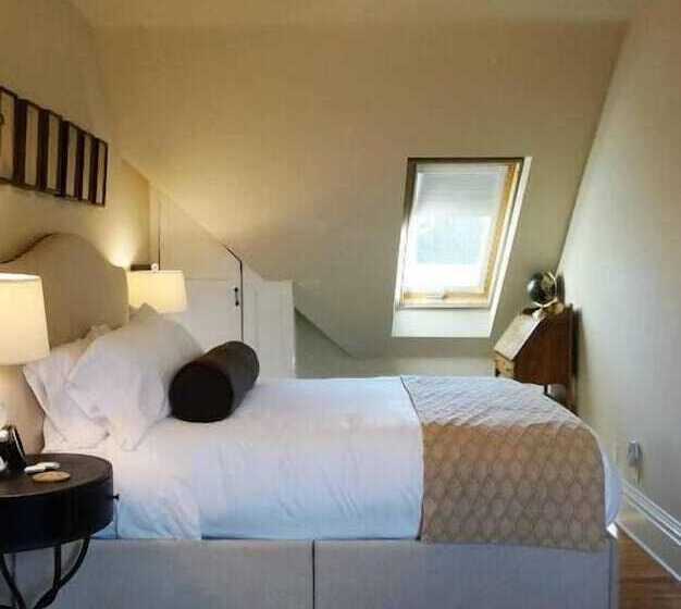 호텔 Edwards House