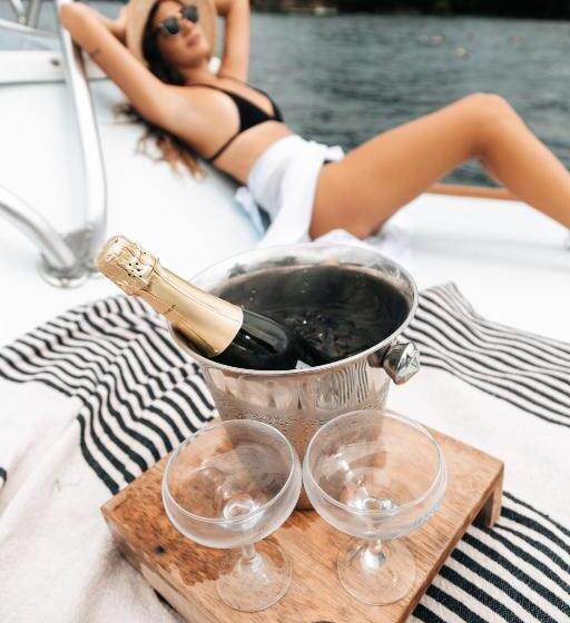 酒店 Igloo Beach Lodge