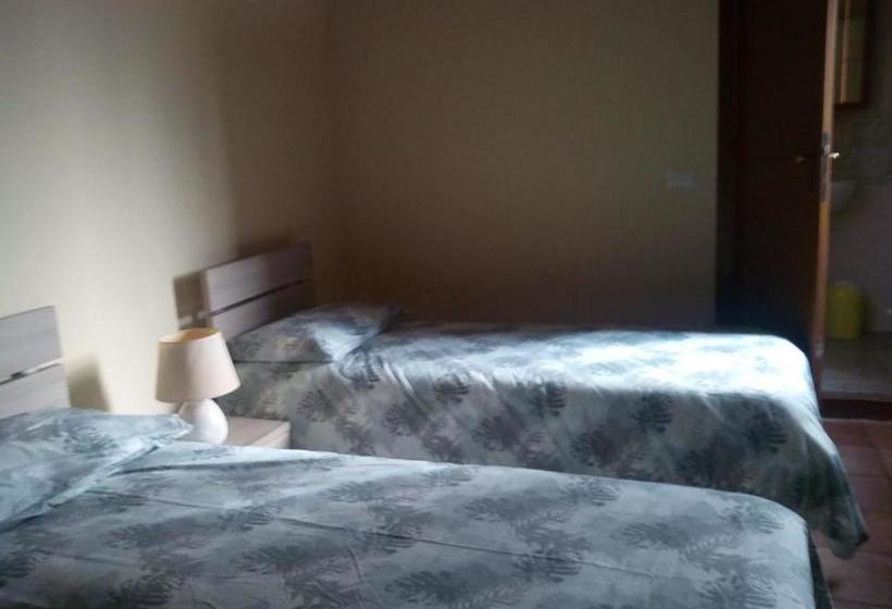 ホテル Il Tramonto Sul Po