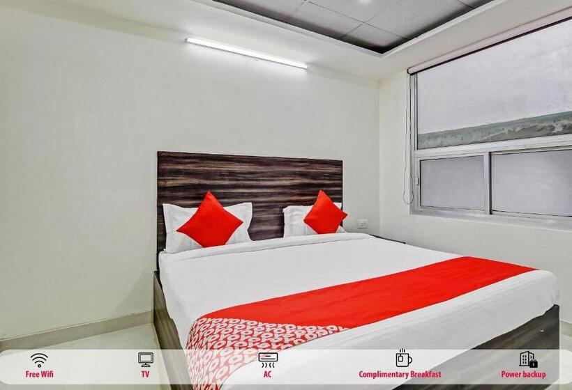 酒店 Oyo 47798 Flora Enclave