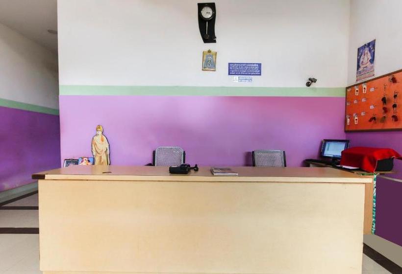 酒店 Oyo 64253 Mrs Lodge