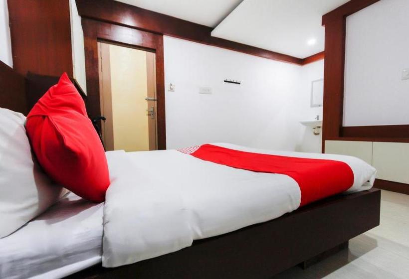 酒店 Oyo 64253 Mrs Lodge