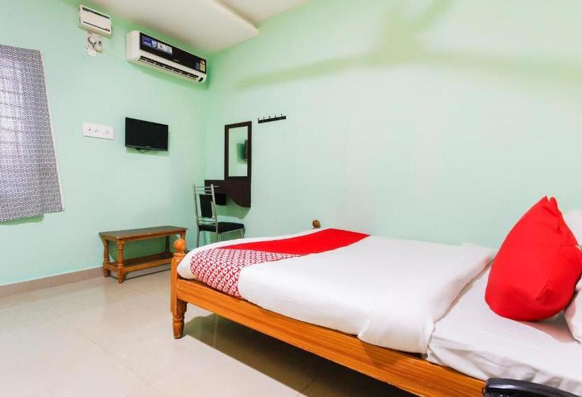 酒店 Oyo 64253 Mrs Lodge