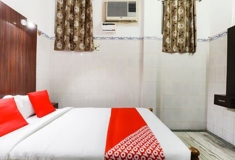 فندق Oyo 65719 Sree Ganesh Mahal