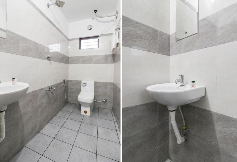 Отель Oyo 67456 Thaza