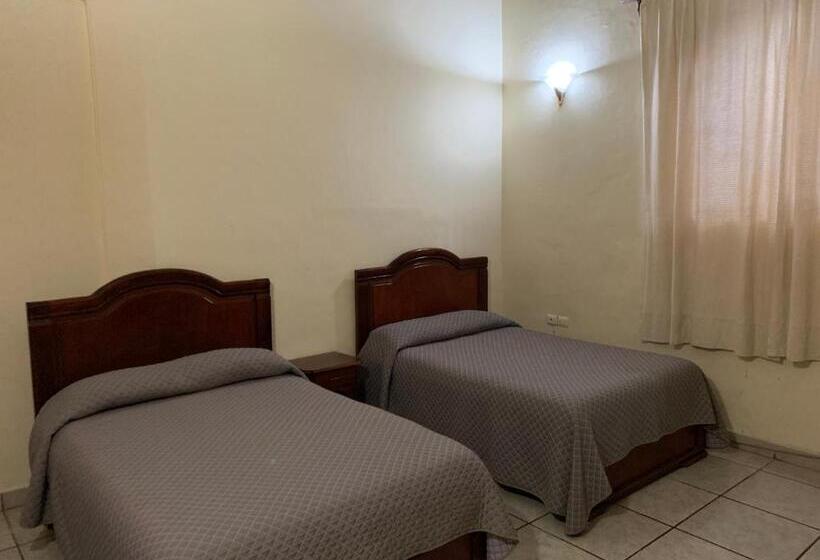 酒店 Real De Cortés