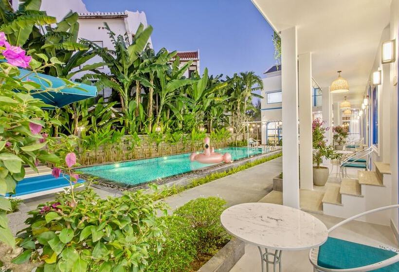 هتل Santorin Hoian Villa