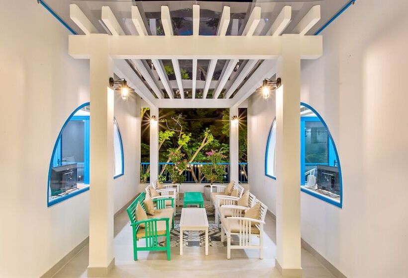 هتل Santorin Hoian Villa