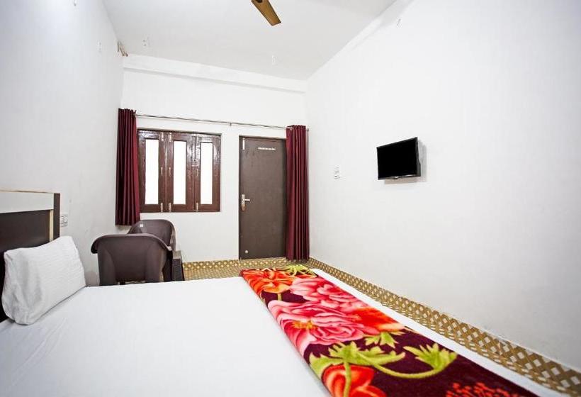 בית מלון כפרי Spot On 41585 Green Pine