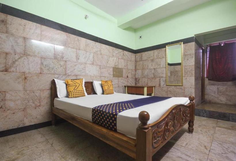 ホテル Spot On 65272 Ganapathy Lodge