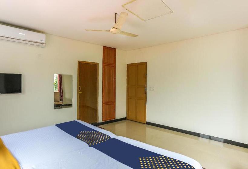 酒店 Spot On 66804 Rehoboth Tower