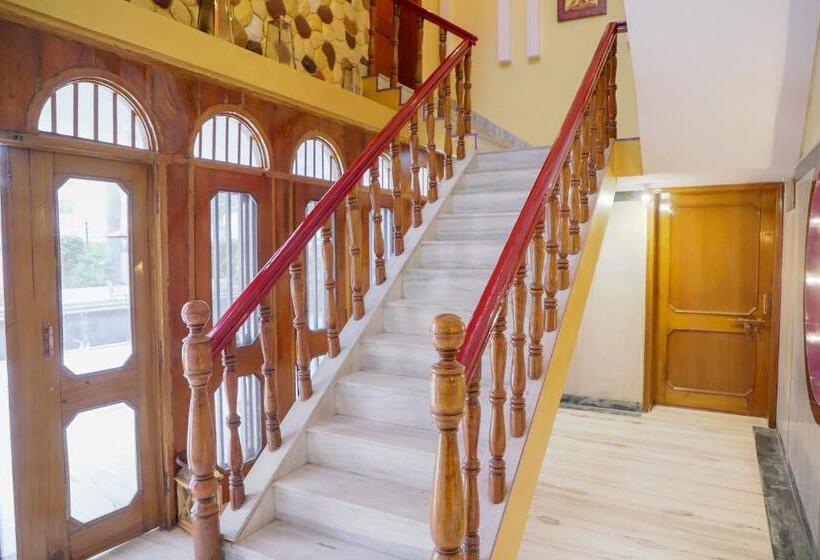 酒店 Spot On Nanki Palace