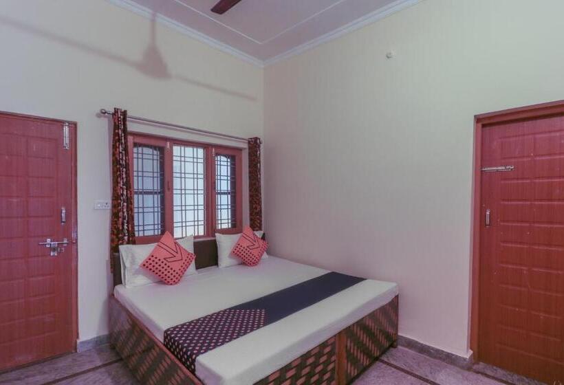 בית מלון כפרי Spot On The Greenwoods Retreat