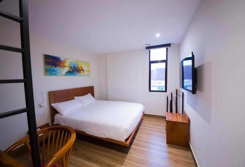 בית מלון כפרי The Point Boutique