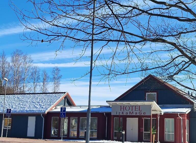 فندق على الطريق Izkamage