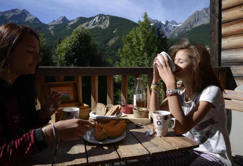 פנסיון Gite Le Flourou