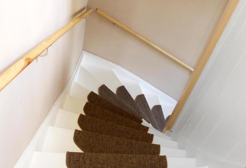 ペンション Ringelnatz & Lichtwer Ferienwohnung Wurzen