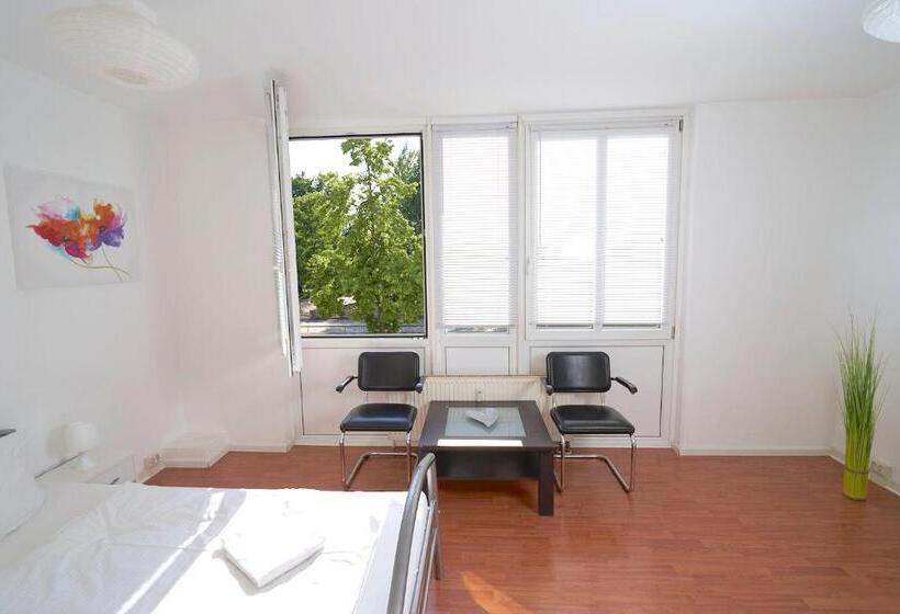 هاستل Bnb Potsdamer Platz Rooms & Apartments