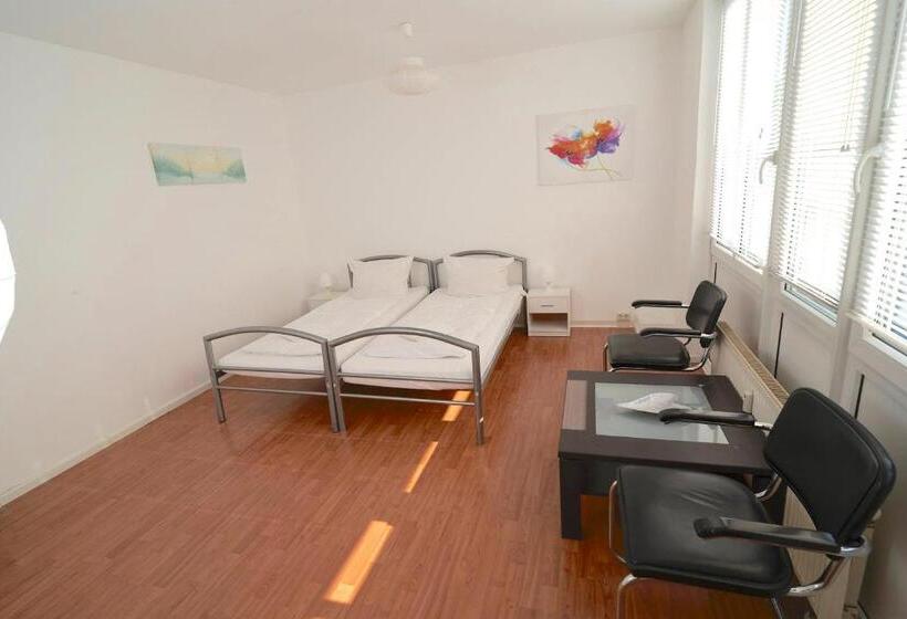 هاستل Bnb Potsdamer Platz Rooms & Apartments