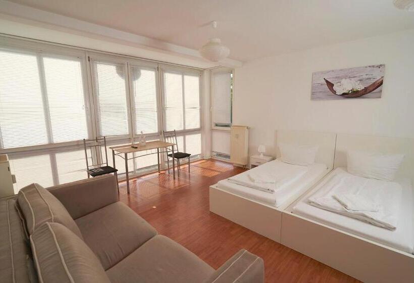 هاستل Bnb Potsdamer Platz Rooms & Apartments