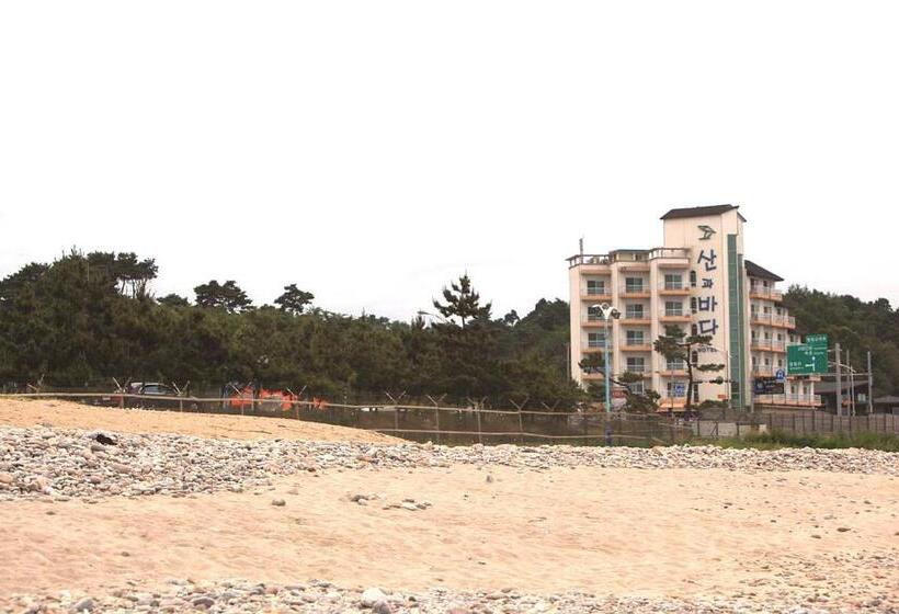 Benikea Hotel Mountain & Ocean Yangyang